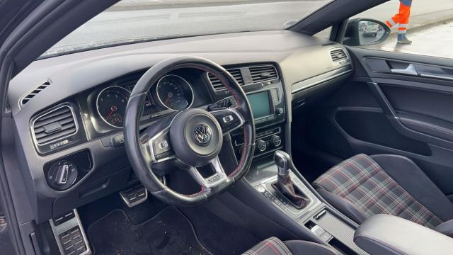 Volkswagen Golf image 7