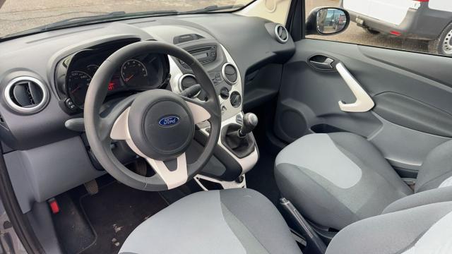 Ford Ka image 2
