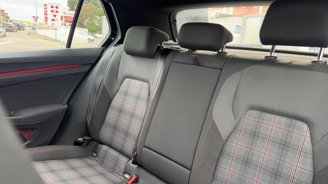 Volkswagen Golf image 5