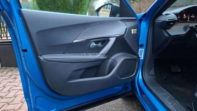 Peugeot 2008 image 9