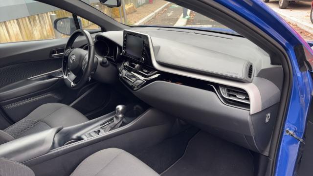 Toyota C-Hr image 5