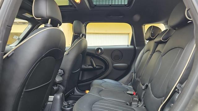 Mini Countryman image 9