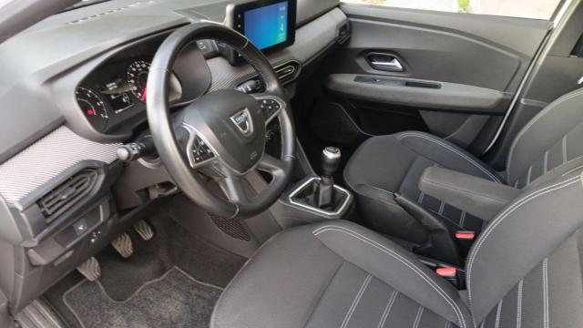 Dacia Sandero image 1