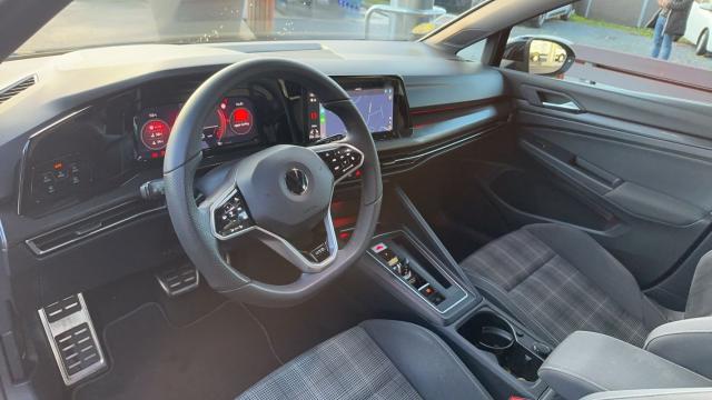 Volkswagen Golf image 1