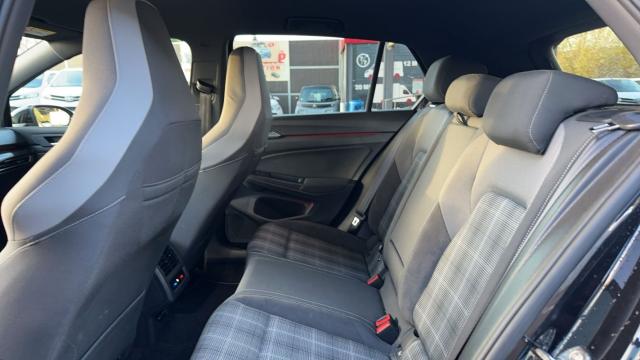 Volkswagen Golf image 7