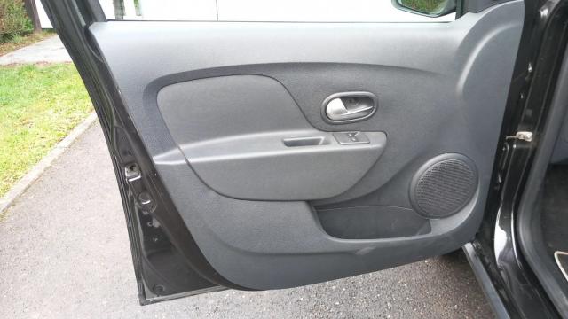 Dacia Sandero image 1