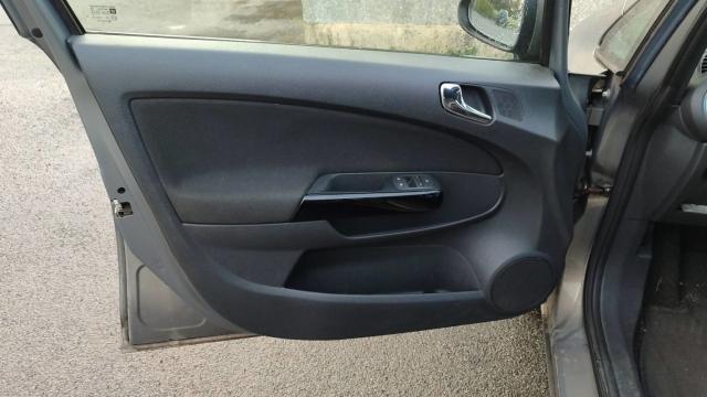 Opel Corsa image 9