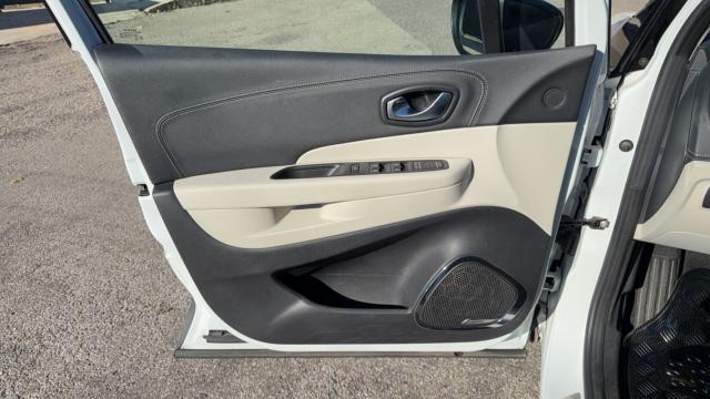Renault Captur image 9