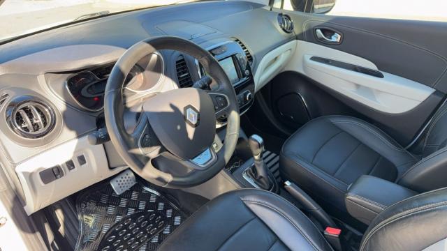 Renault Captur image 6