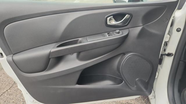 Renault Clio image 7