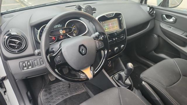 Renault Clio image 2