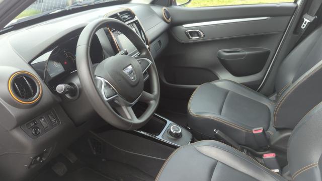 Dacia Spring image 2