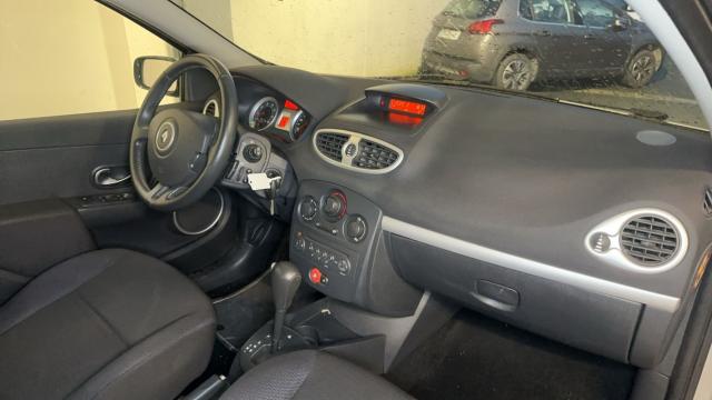 Renault Clio image 6