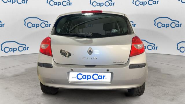 Renault Clio image 8
