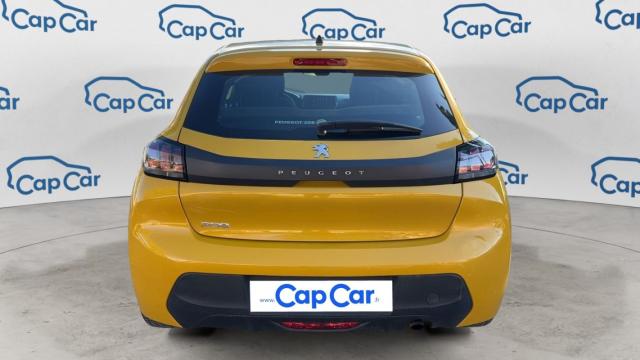 Peugeot 208 image 8