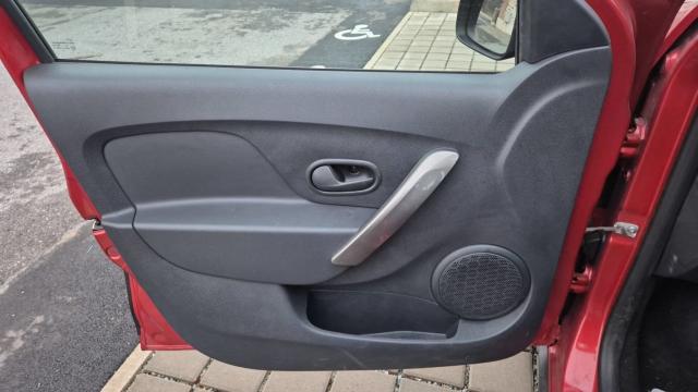 Dacia Sandero image 5