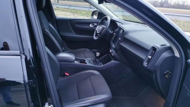 Volvo Xc40 image 4
