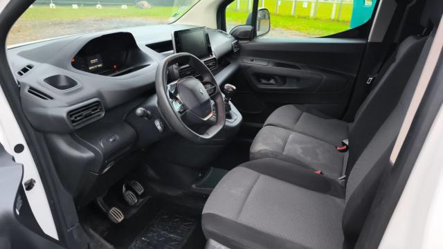 Peugeot Partner image 9