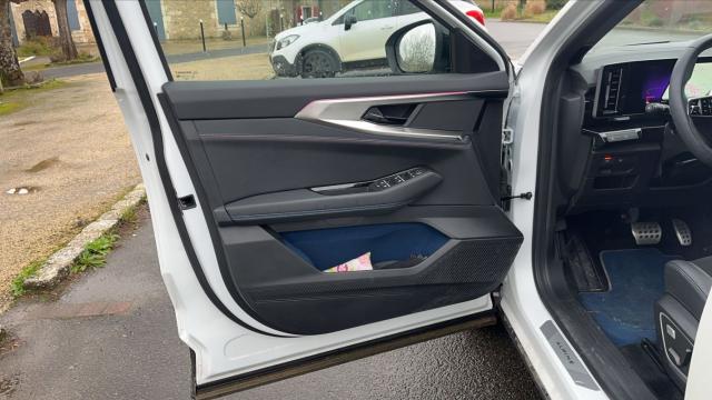 Renault Rafale image 6