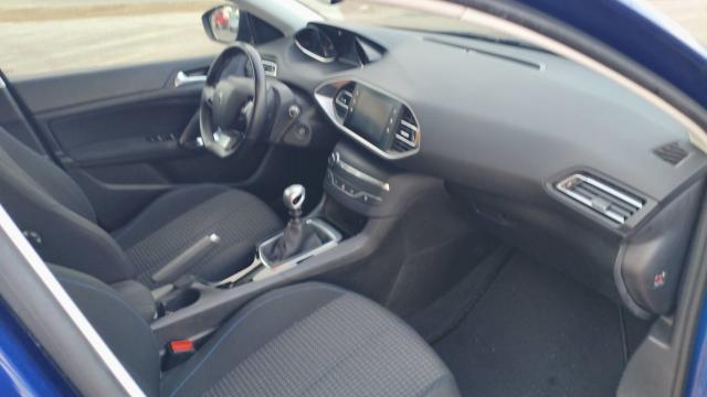 Peugeot 308 image 3