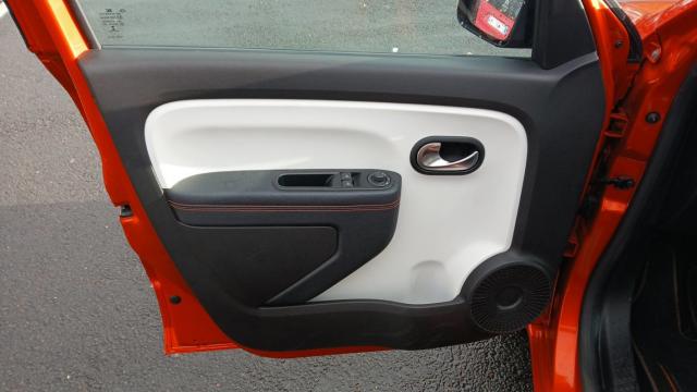 Renault Twingo image 2