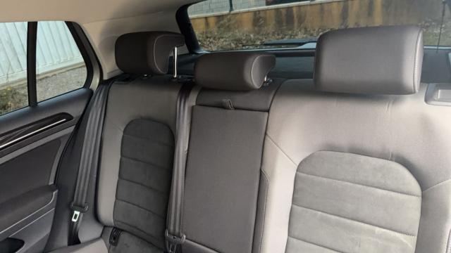 Volkswagen Golf image 4