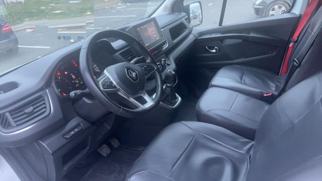 Renault Trafic image 3