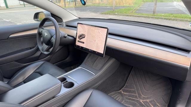 Tesla Model 3 image 5