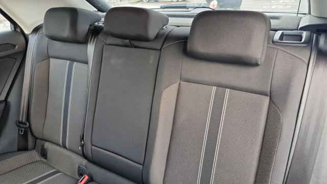 Volkswagen T-Roc image 7