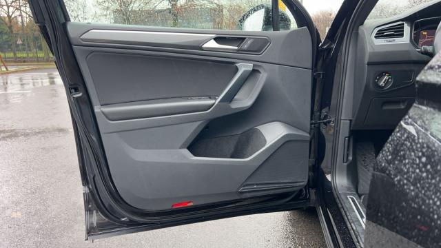 Volkswagen Tiguan image 5