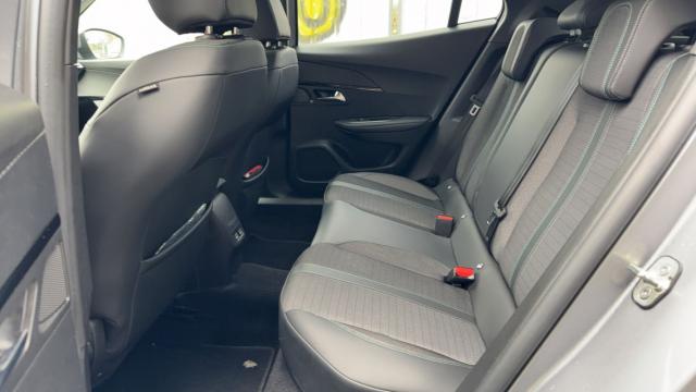 Peugeot 2008 image 7