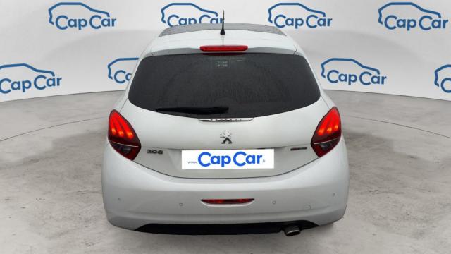 Peugeot 208 image 1