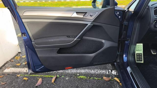 Volkswagen Golf image 5