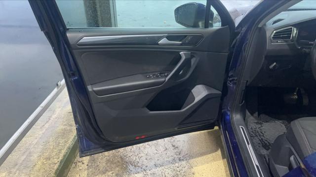 Volkswagen Tiguan image 8