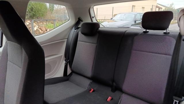 Volkswagen Up! image 1