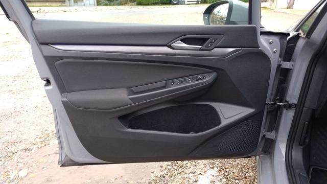 Volkswagen Golf image 2