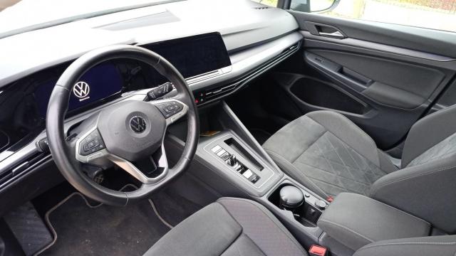 Volkswagen Golf image 4