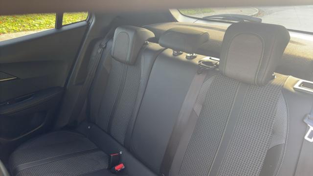 Peugeot 2008 image 5