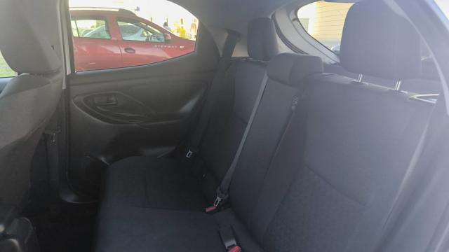 Toyota Yaris image 5