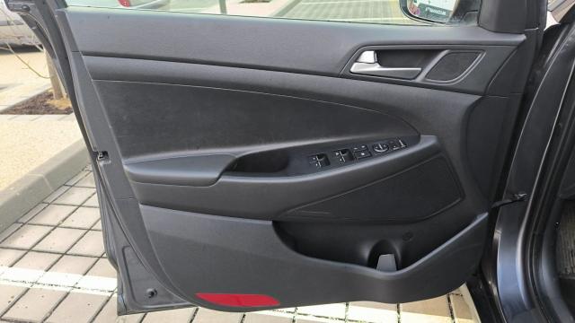Hyundai Tucson image 3