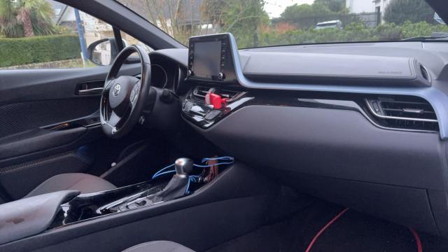 Toyota C-Hr image 4