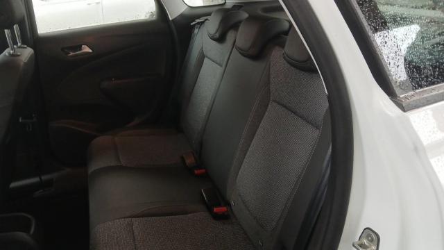 Opel Crossland image 2