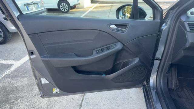 Renault Clio image 4