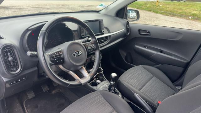 Kia Picanto image 8