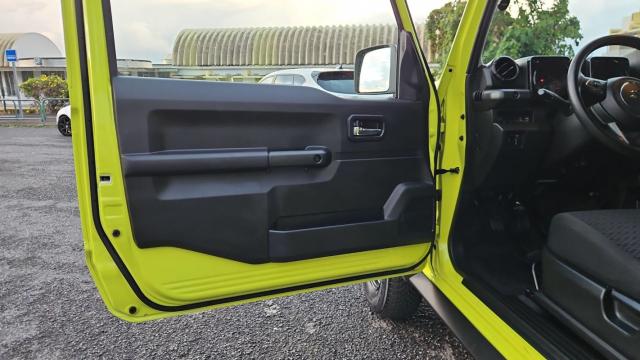 Suzuki Jimny image 1