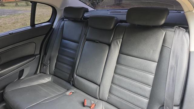 Renault Latitude image 2