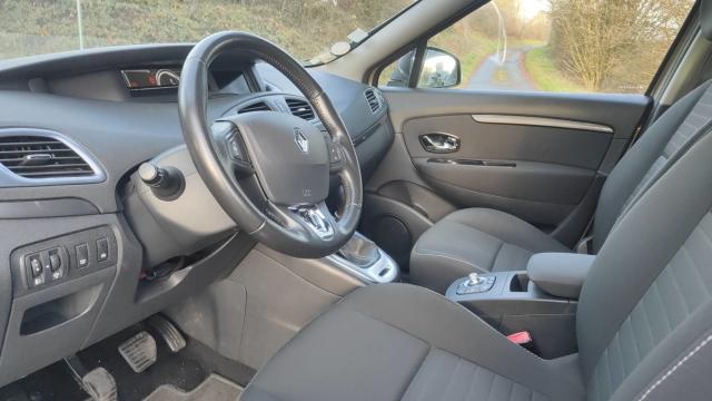 Renault Scénic image 1