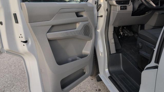 Volkswagen Transporter image 1