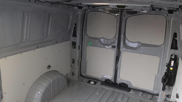 Volkswagen Transporter image 6
