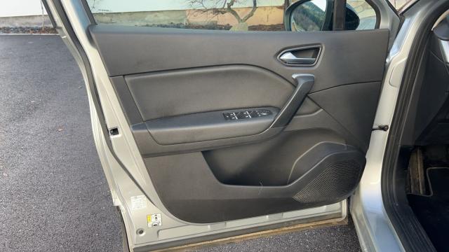 Renault Captur image 7